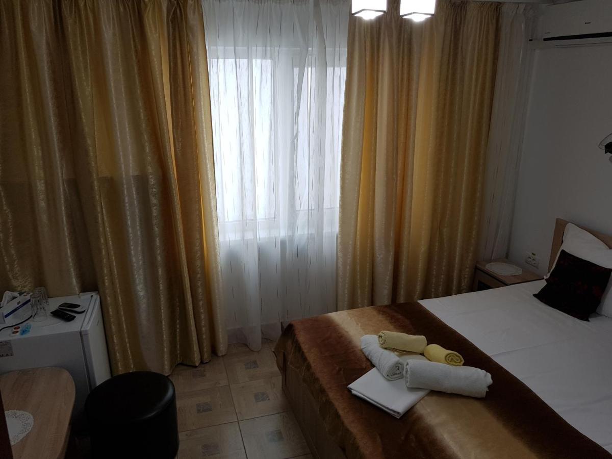 El Capitano - Mamaia Nord Hotell Năvodari Exteriör bild